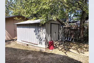 2423 Village Walk, Austin, TX 78744 - Photo 33