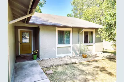 2423 Village Walk, Austin, TX 78744 - Photo 3