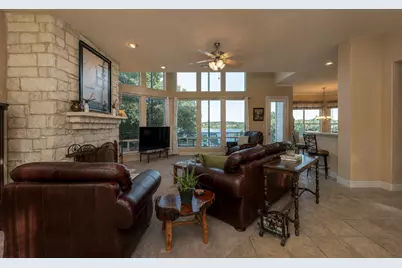 343 Venture Boulevard S, Point Venture, TX 78645 - Photo 11