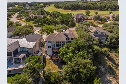 343 Venture Boulevard S, Point Venture, TX 78645 - Photo 3