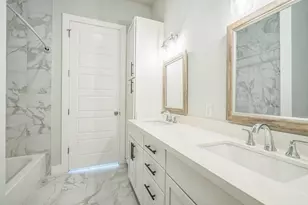 4507 E Martin Luther King Jr Blvd, Austin, TX 78722 - Photo 5