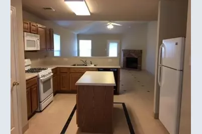 431 Primrose Boulevard, Kyle, TX 78640 - Photo 3