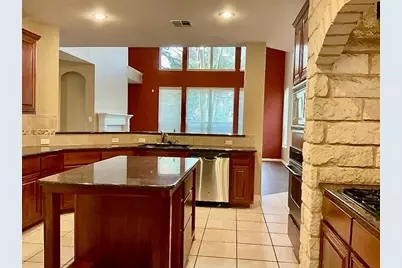 7015 Tanaqua Lane, Austin, TX 78739 - Photo 9