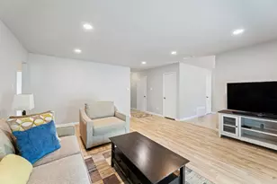 2106 Ponciana Loop, Austin, TX 78744 - Photo 21