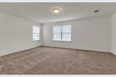 6729 Horseshoe Pond Drive, Del Valle, TX 78617 - Photo 9