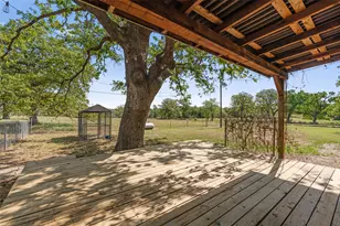 552 Co Rd 306, Rockdale, TX 76567 - Photo 29
