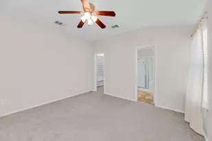 3755 Castle Rock Dr, Round Rock, TX 78681 - Photo 15
