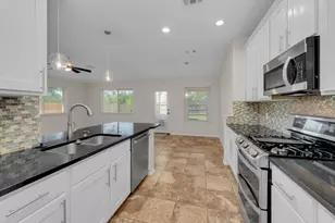 3755 Castle Rock Dr, Round Rock, TX 78681 - Photo 13