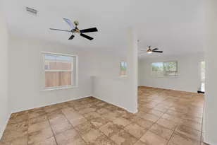 3755 Castle Rock Dr, Round Rock, TX 78681 - Photo 5