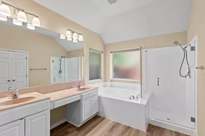 6304 Salcon Cliff Drive, Austin, TX 78749 - Photo 13