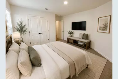 208 Longbridge Drive, Hutto, TX 78634 - Photo 5
