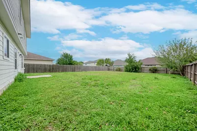 125 Holland Street, Hutto, TX 78634 - Photo 37