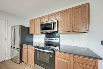 125 Holland Street, Hutto, TX 78634 - Photo 17