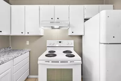 1611 Jones Street #5, Taylor, TX 76574 - Photo 13