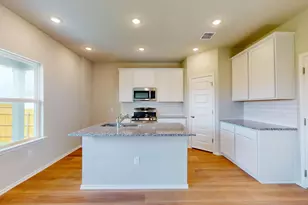 12108 Dillon Fls Dr, Austin, TX 78747 - Photo 5