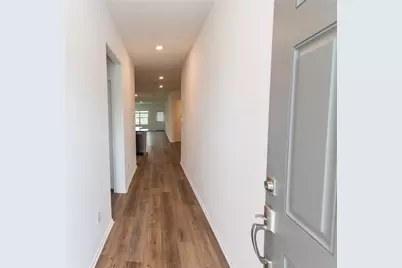 116 The Ugly Way, Jarrell, TX 76537 - Photo 3