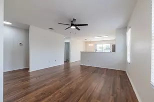 306 Quail Hollow Dr, Hutto, TX 78634 - Photo 3
