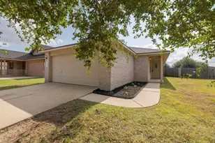 306 Quail Hollow Dr, Hutto, TX 78634 - Photo 1