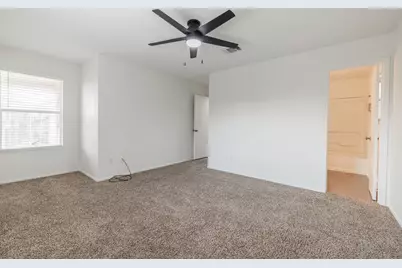 306 Quail Hollow Drive, Hutto, TX 78634 - Photo 15