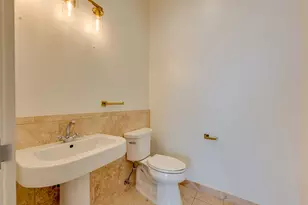 555 E 5th St, Austin, TX 78701 - Photo 23