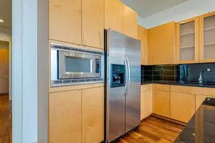 555 E 5th St, Austin, TX 78701 - Photo 15