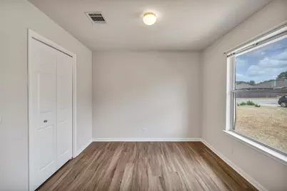 216 Meadowside Drive, Hutto, TX 78634 - Photo 35