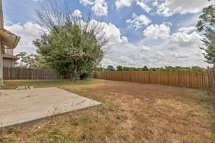 216 Meadowside Dr, Hutto, TX 78634 - Photo 37