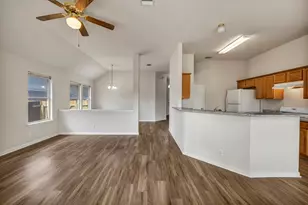 216 Meadowside Dr, Hutto, TX 78634 - Photo 23