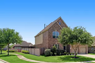 2604 Longlake Dr, Pearland, TX 77584 - Photo 3