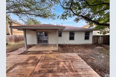 616 Barbara Way, Bastrop, TX 78602 - Photo 5