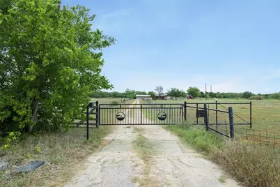 9765 State Park Road, Lockhart, TX 78644 - Photo 35