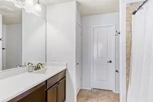 7233 Crestone Rd, Austin, TX 78744 - Photo 17