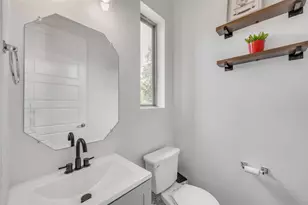 1612 Arcilla St, Austin, TX 78741 - Photo 25