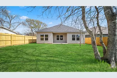 429 S Williamson Street, Giddings, TX 78942 - Photo 23