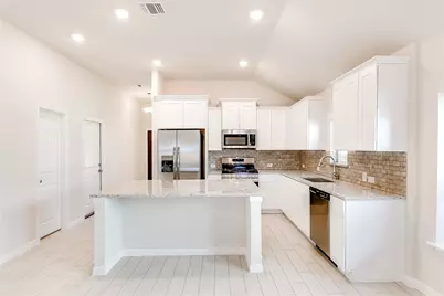 125 Comet Pointe Drive, Georgetown, TX 78628 - Photo 11