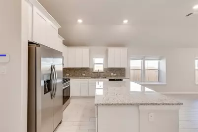 125 Comet Pointe Drive, Georgetown, TX 78628 - Photo 13