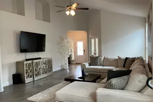 9419 Bracted Sedge Dr, San Antonio, TX 78254 - Photo 9