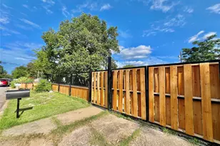 6615 Galindo St, Austin, TX 78741 - Photo 13