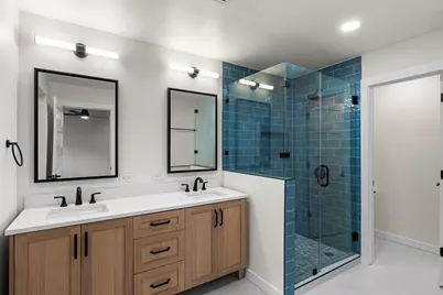 10603 Parkfield Drive, Austin, TX 78758 - Photo 15