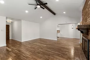 10603 Parkfield Dr, Austin, TX 78758 - Photo 31