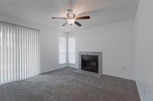 2430 Cromwell Cir, Austin, TX 78741 - Photo 11