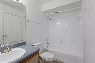 2430 Cromwell Cir, Austin, TX 78741 - Photo 13