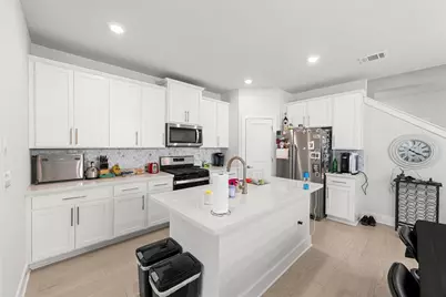 8602 McKamy Drive, Austin, TX 78744 - Photo 3