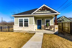 226 Spruce Ave, Luling, TX 78648 - Photo 1