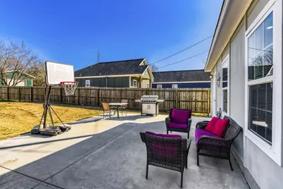 226 Spruce Avenue, Luling, TX 78648 - Photo 25