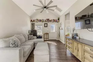 226 Spruce Ave, Luling, TX 78648 - Photo 7