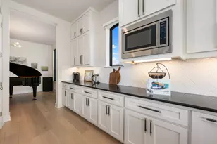 140 Baldovino Skyway, Lakeway, TX 78738 - Photo 13