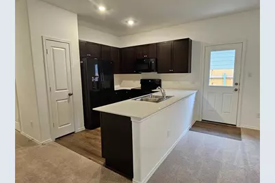 128 Dollars Drive, Jarrell, TX 76537 - Photo 11