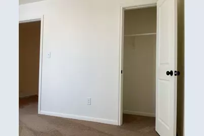 2002 W 2nd Street #1002, Taylor, TX 76574 - Photo 9