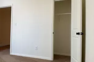 2002 W 2nd St, Taylor, TX 76574 - Photo 9